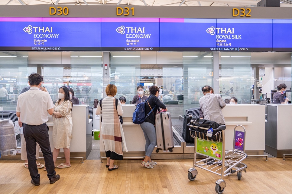 태국여행 : 타이항공, 태국입국, 방콕에서 파타야, 수완나품 공항 신속항원