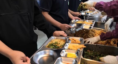 전세계가 부러워하는 청도중고등학교 레전드 급식! 메란주먹밥과 새우튀김