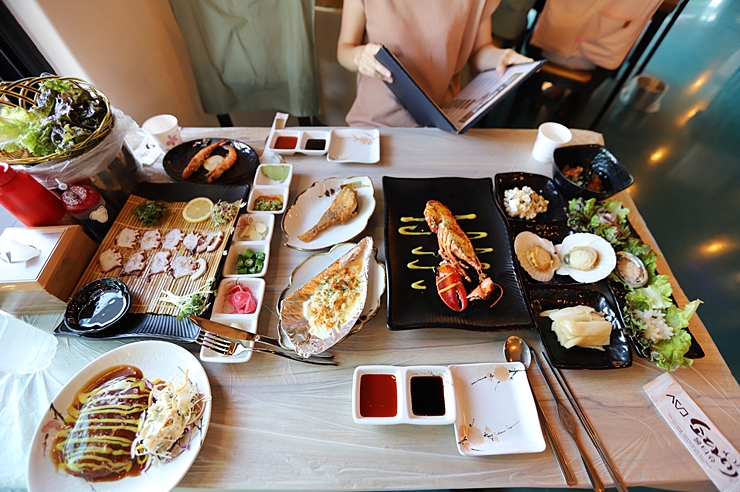 삼척맛집 대게먹방 커플세트 삼척해수욕장 모래정원 앞