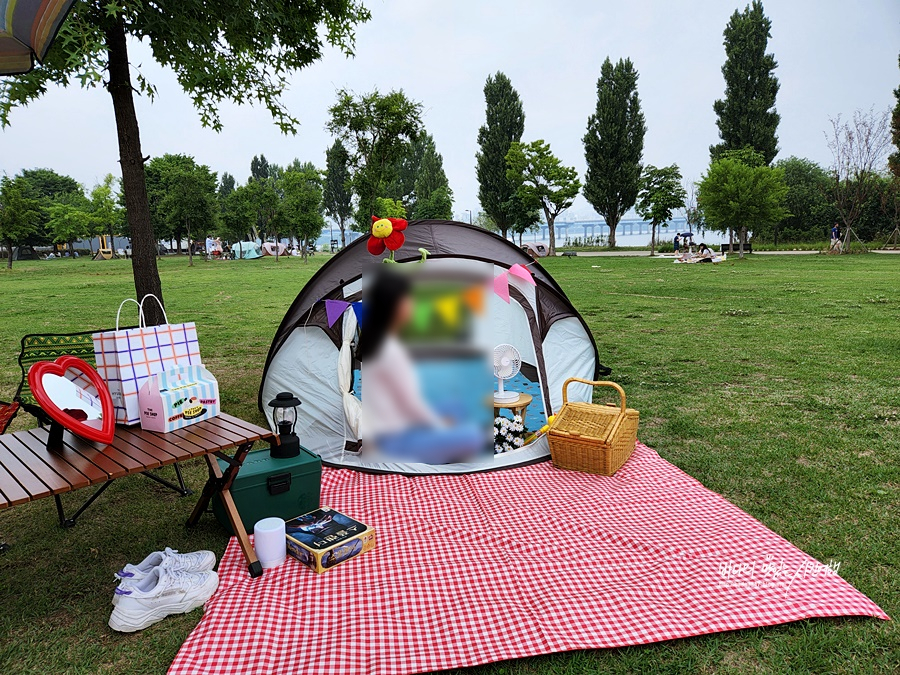 써니 텐트, 한강 텐트 대여 여의도 한강 공원에 나들이 다녀왔어요.