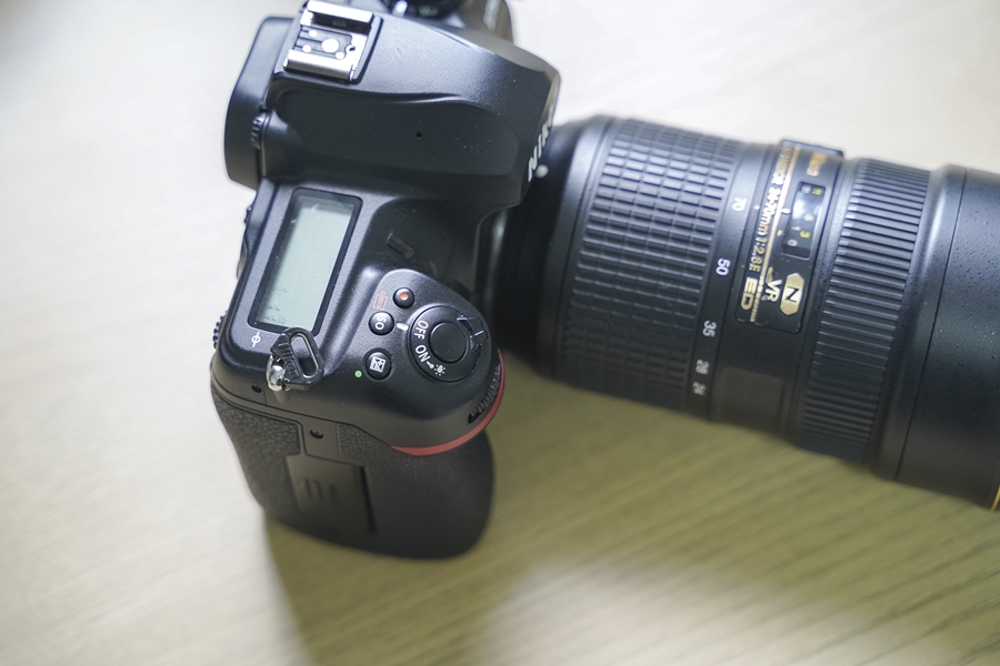 니콘 D780 DSLR 카메라 추천, 비 오는 날 사진 찍기