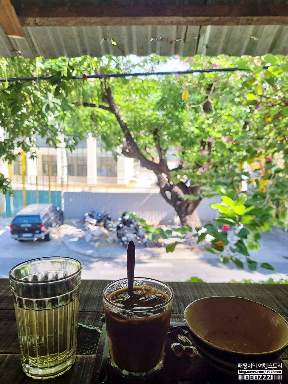 다낭한달살기 산장 다락방 컨셉 카페 막내삼촌 커피숍 베트남자유여행