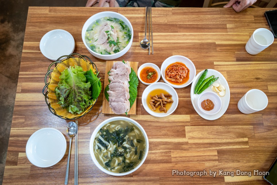 제주 서귀포 보말칼국수 맛집 고기국수 돔베고기 모두 만족