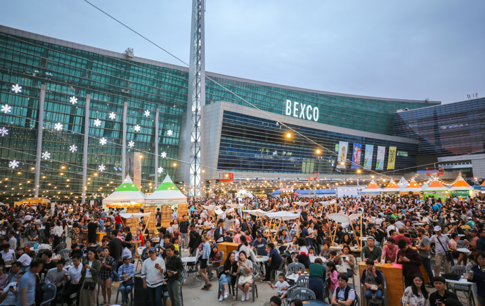 부산 벡스코 광장에서 열리는 2022 부산 맥주축제