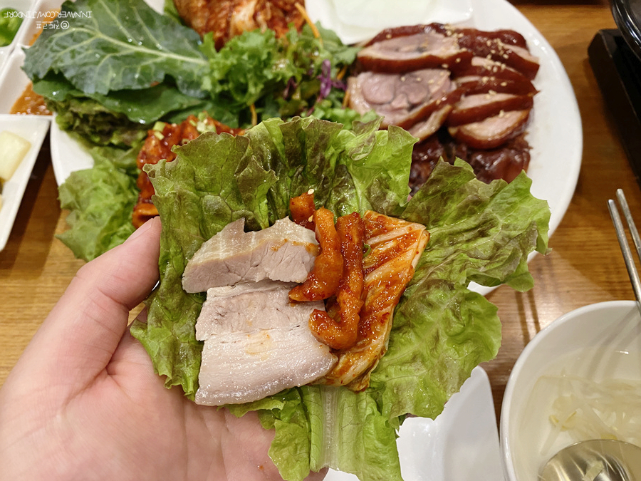 보쌈맛집 식도락 여행 원할머니보쌈 족발 본점