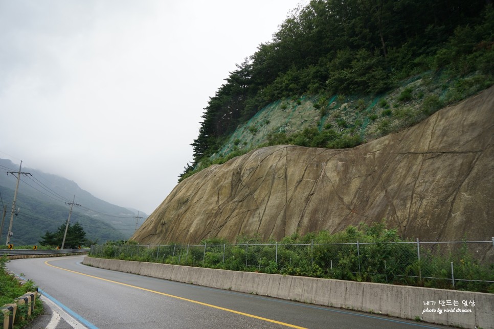 미시령옛길 쉬어가기 좋은 울산바위 쉼터