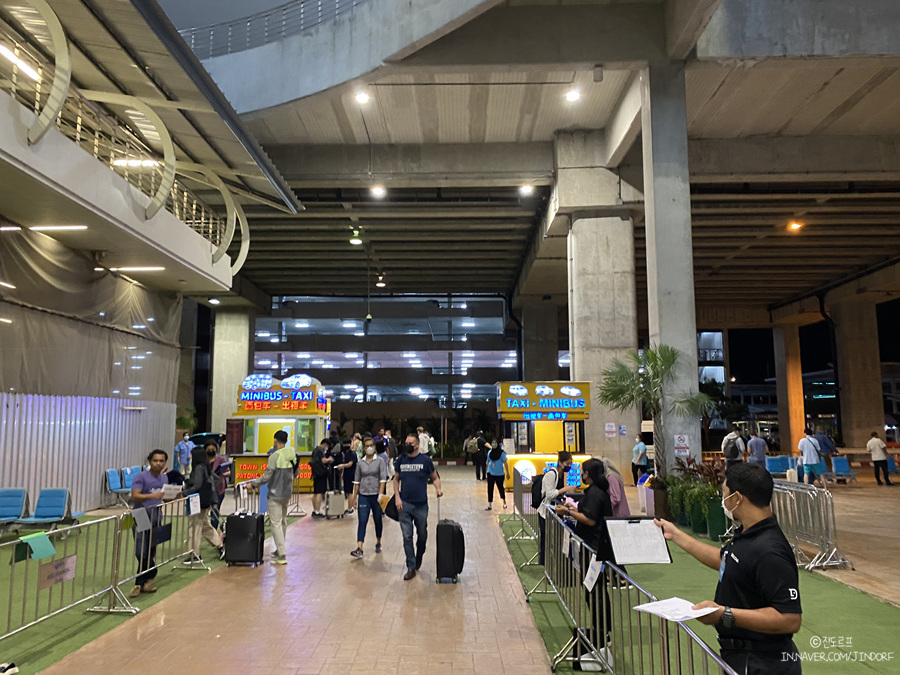 푸켓공항 픽업 최저가 예약 및 왕복 이용 후기 해외여행 준비물