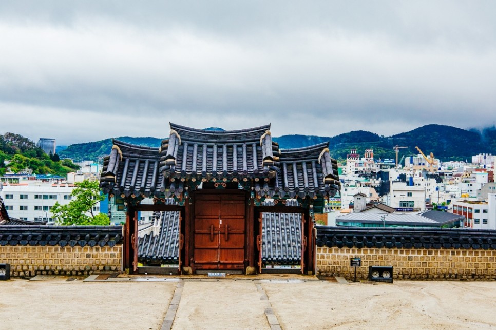 통영 가볼만한곳 볼거리 조선시대 해군본부 삼도수군통제영 세병관