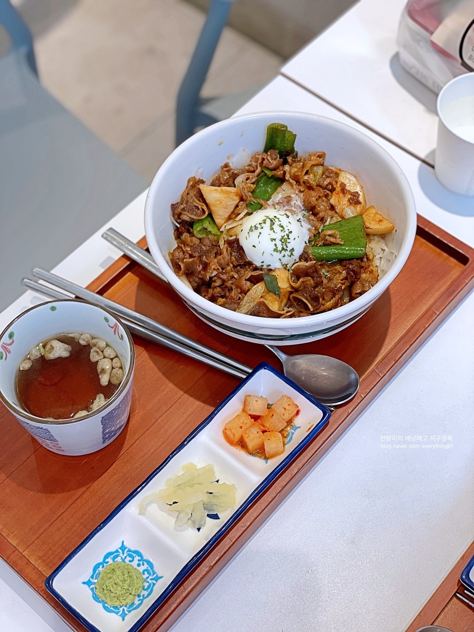 천호 맛집 혼밥도 좋고 포장도 좋은 핵밥 밥집