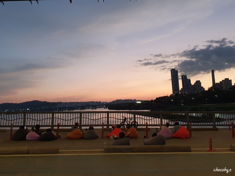 한강 주말 데이트 잠수교 축제 반포한강공원 달빛광장 세빛섬까지!