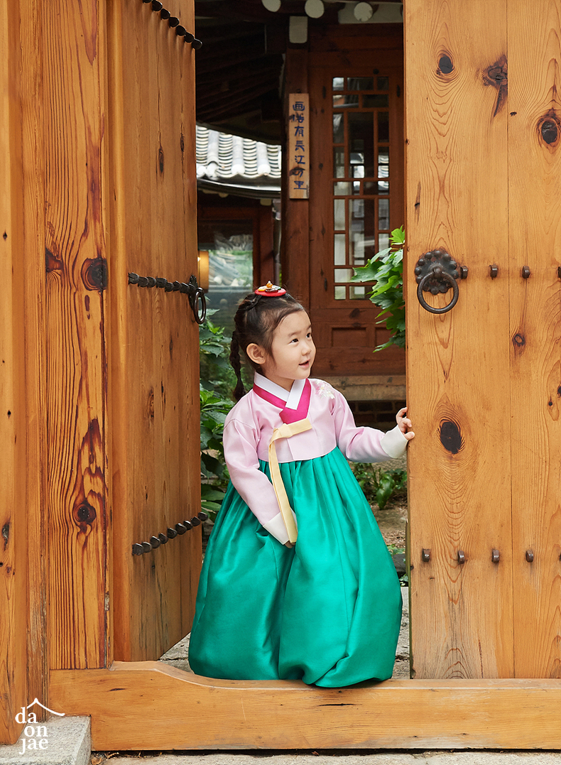 한옥스튜디오 돌사진, 소규모돌잔치 유명한 다온재에서 자매 아기사진 한복스냅으로 촬영했어요!