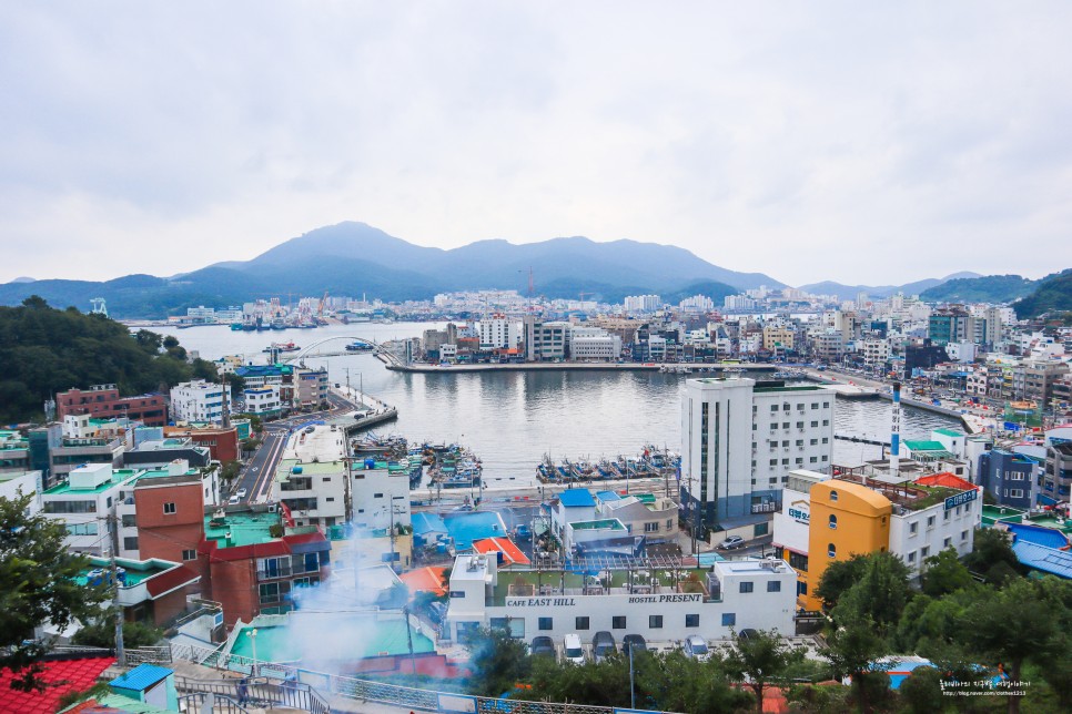 통영 여행 코스 동피랑 벽화마을 시내 볼거리