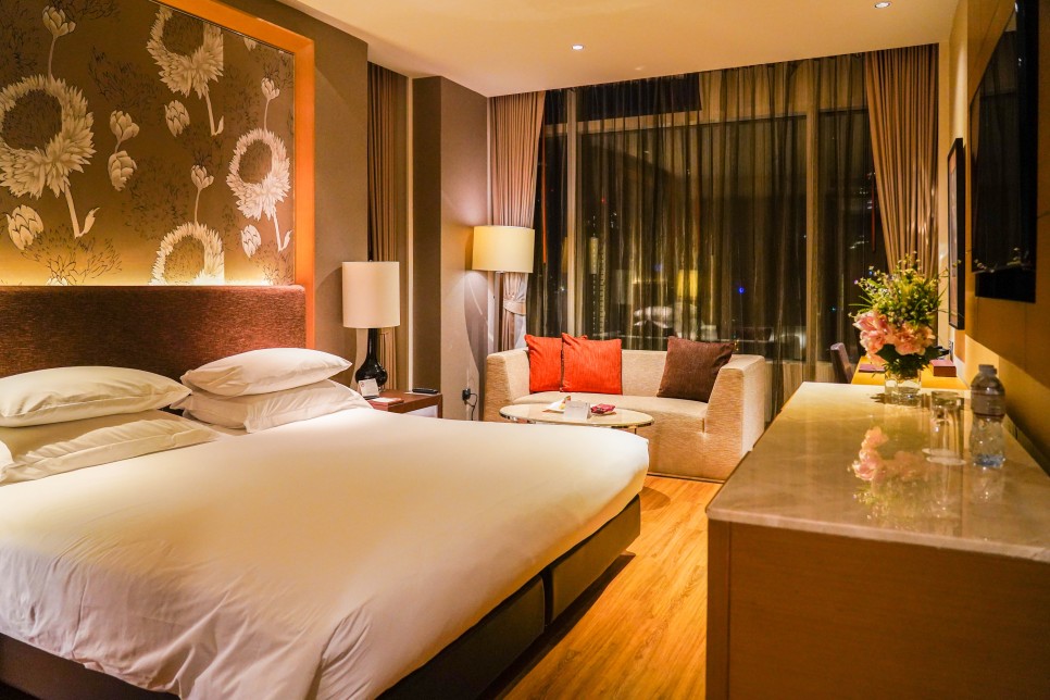 태국 방콕호텔 가성비 좋은 이스틴그랜드 호텔 사톤 객실 클럽룸 vs 일반룸