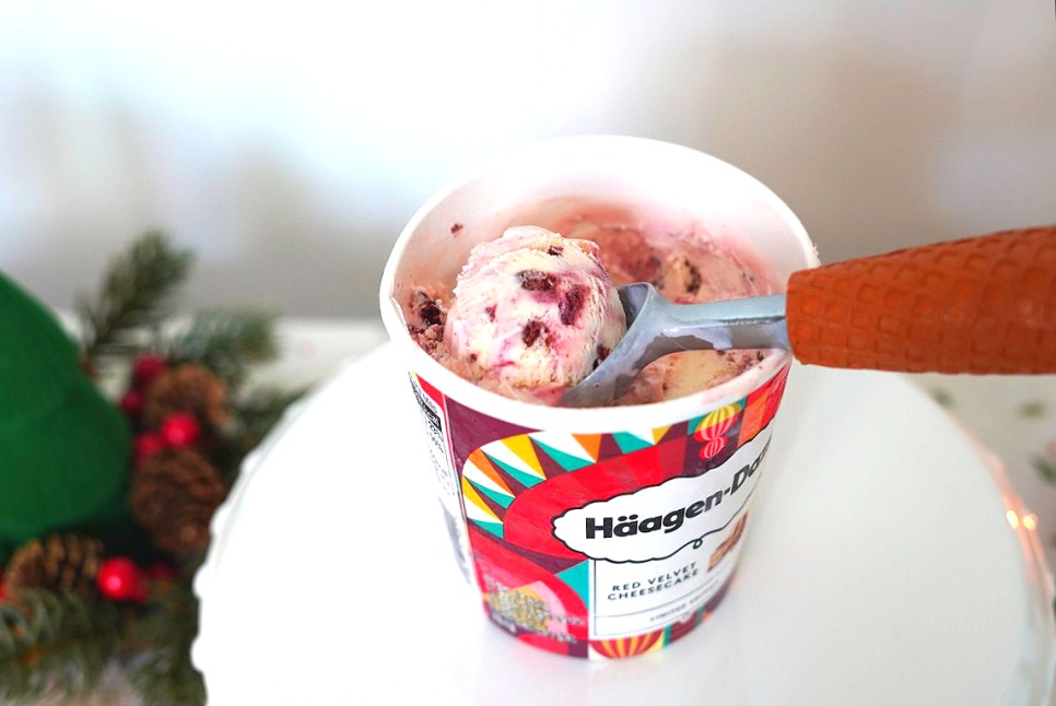 크리마스마스 홈파티 하겐다즈 아이스크림 겨울 신상 레드벨벳 치즈케이크