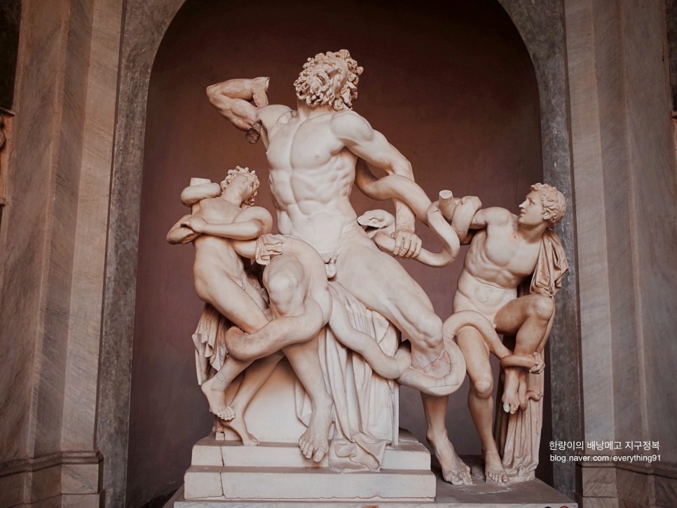 이탈리아 로마 여행 필수 코스는 바티칸 박물관 투어