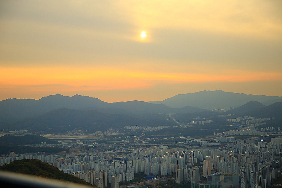 가을나들이 남한산성 도립공원 둘레길 등산코스 서문전망대 일몰명소