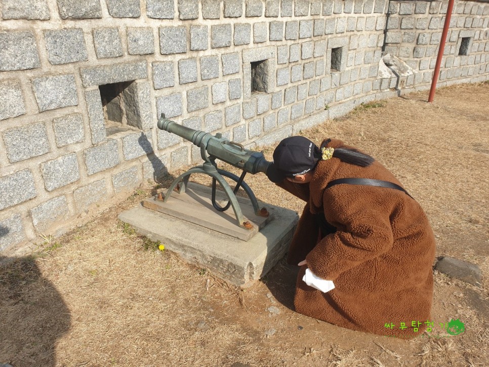 카시오 군용시계 군대 준비물로 든든