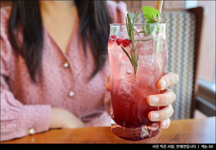 아웃백스테이크하우스 송도 후기 아웃백 메뉴 토마호크 마스터피스 연말 외식 추천