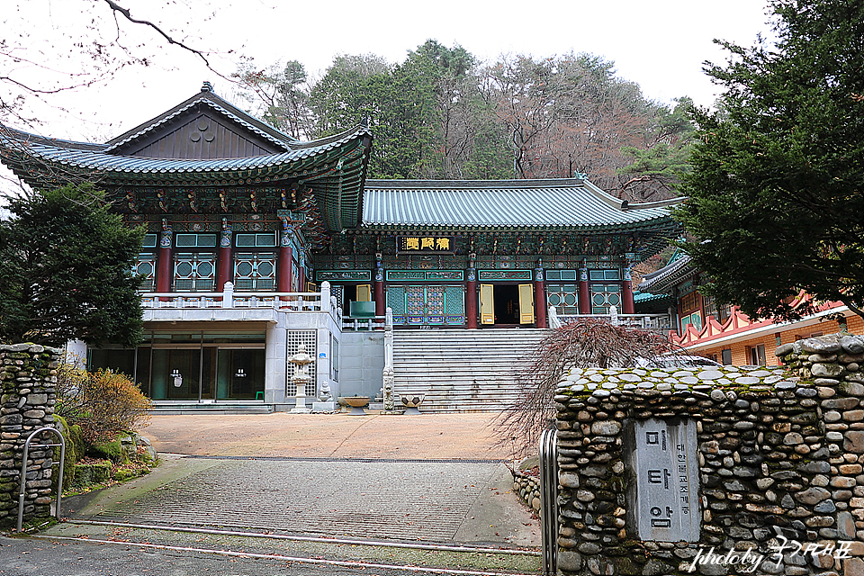 충남 공주 가볼만한곳 동학사 계곡 계룡산 사찰 여행