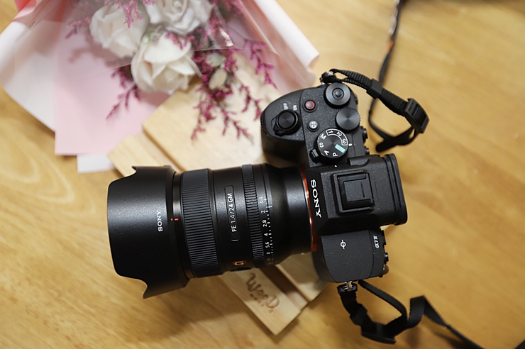 SONY A7M4 미러리스 카메라 크리에이티브 룩 어때요?