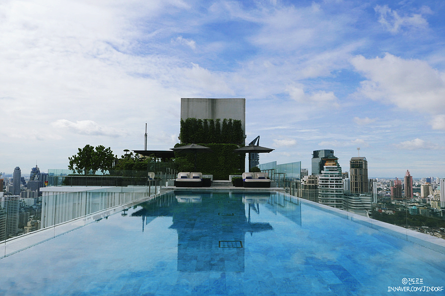 방콕 137 필라스 스위트 호텔 루프탑 수영장 태국 방콕 자유여행 숙소 추천!