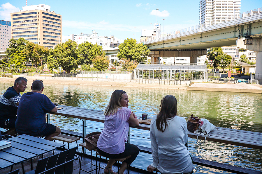 오사카 여행 키타하마 카페와 공원 산책