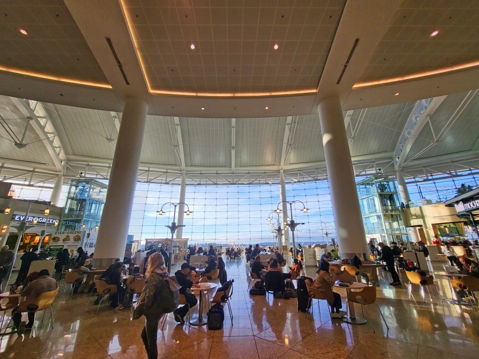 미국여행 요즘 공항 빨리 가야함 아멕스 센츄리온 라운지+29시간째 노숙중!