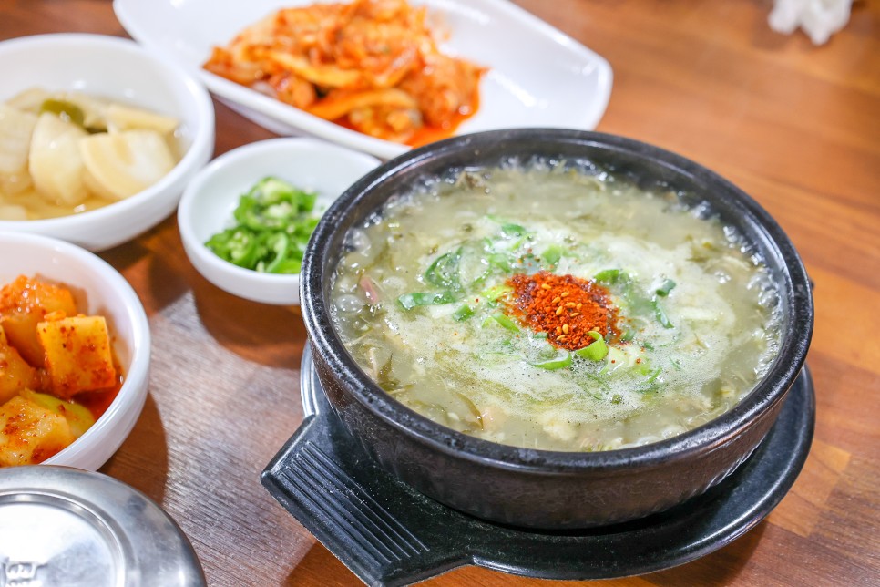 제주 보말칼국수 몸국 맛있는 중문 단골 맛집!!