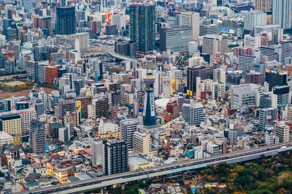 일본 오사카 여행 코스 하루카스 300 전망대 입장권 1+1 할인 선착순