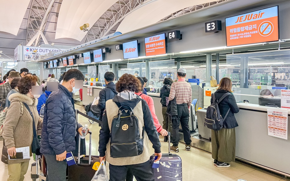 일본 여행 : 오사카 비행기 타고 일본 입국 오사카 공항