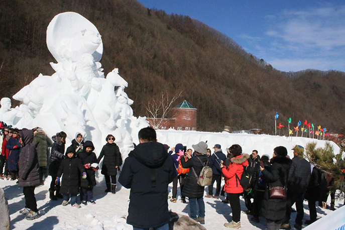 태백산국립공원,황지연못에서 열리는 국내 겨울축제/강원도 축제 태백산 눈축제