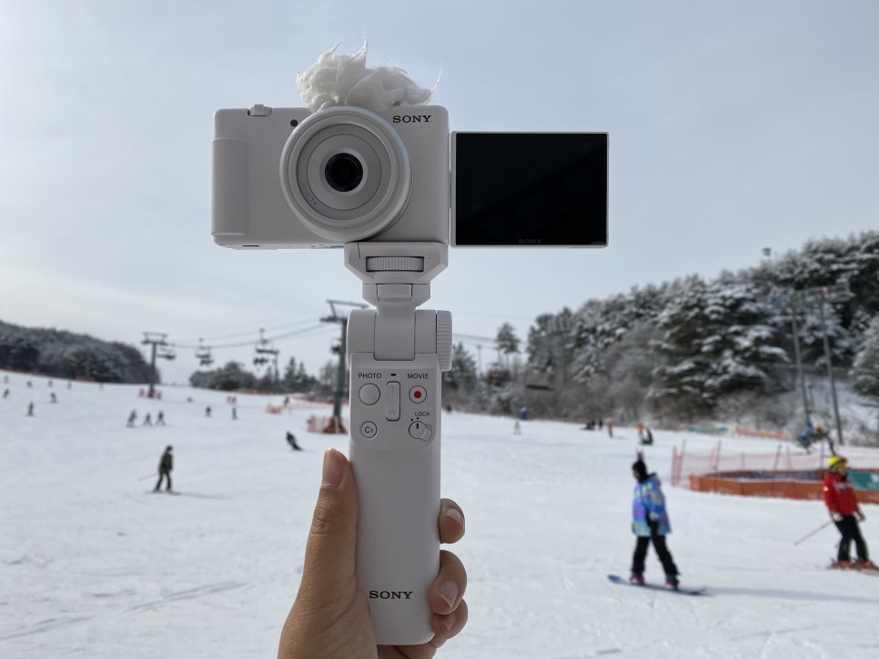여행 필수품 브이로그 입문용 카메라 소니 ZV-1F