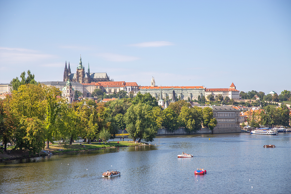 유럽 세미패키지 여행 동유럽 체코 여행 포함 일정 경비