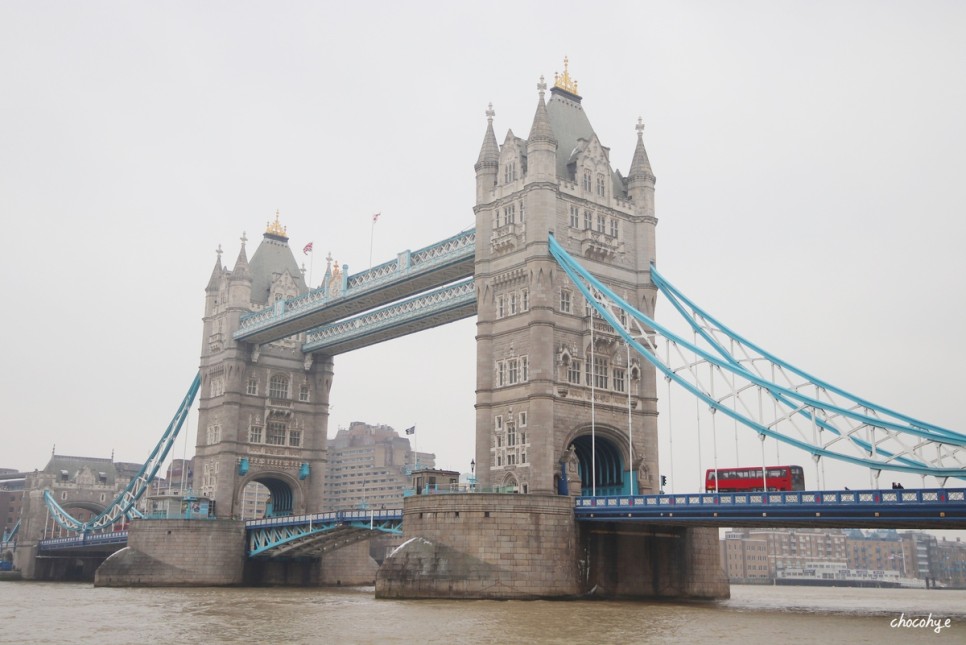 영국 런던 여행 가볼만한곳 비스터 빌리지 쿠폰 챙겨가세요!
