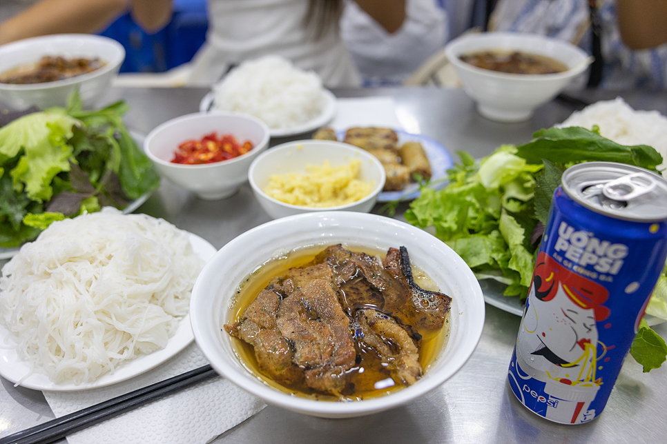 베트남 여행 하노이 맛집 오바마 분짜 흐엉리엔 베트남 음식