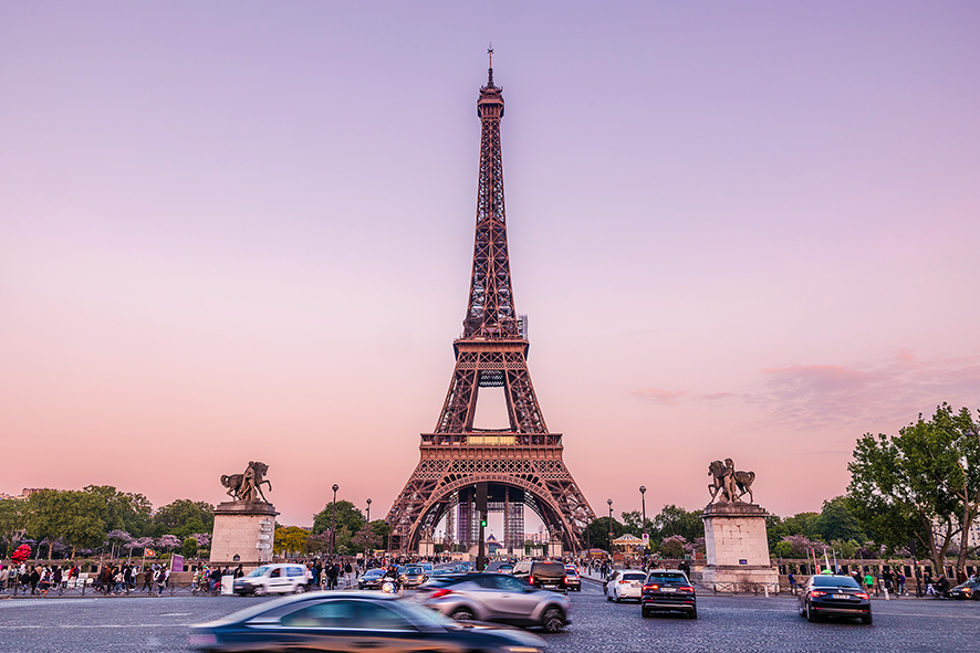 파리 한인민박 에펠탑까지 도보 20분 편안한 분위기의 파리 숙소