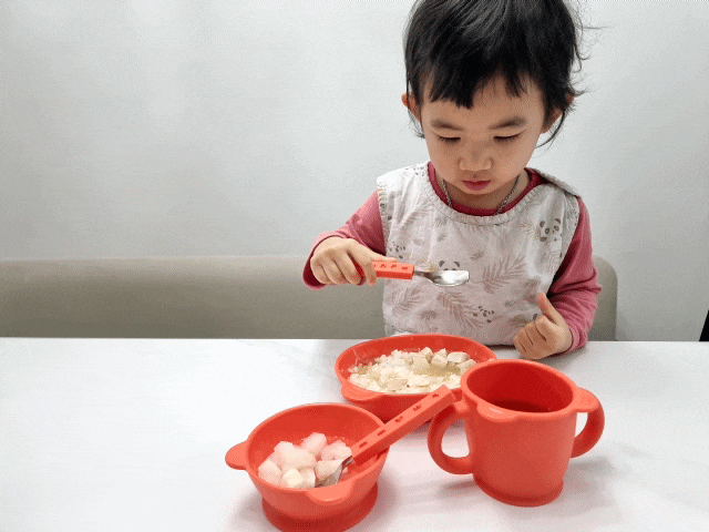 디자인앤쿠 유아식기 이유식용기, 아이들이 좋아하는 아기물컵 & 유아수저세트 :D