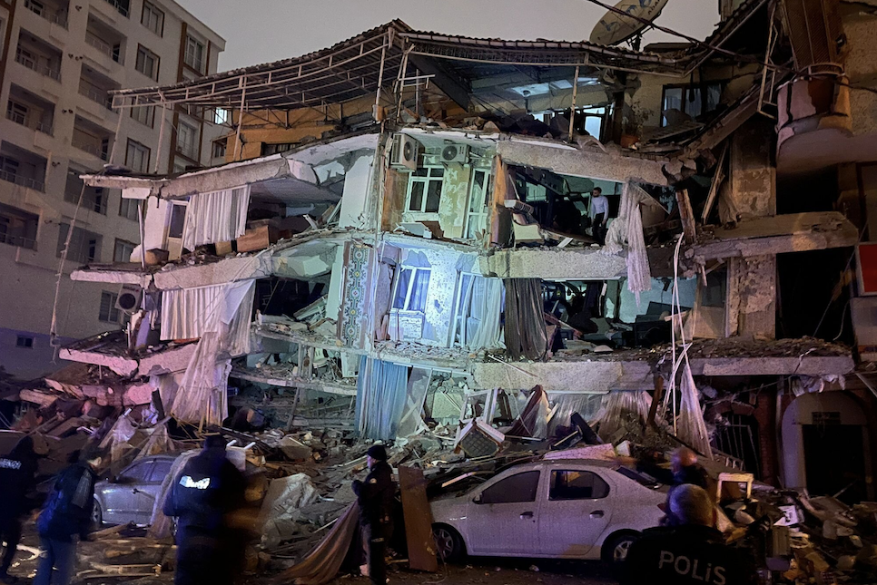 터키 지진 튀르키예 7.8강진 피해 현장 사망자 최소 568명