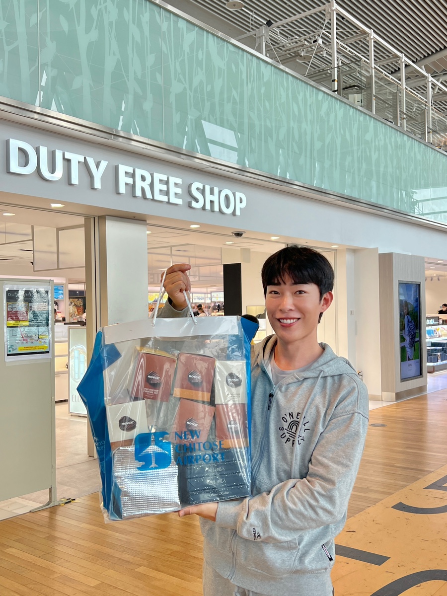 일본쇼핑리스트 홋카이도 삿포로 여행 신치토세공항 로이스 초콜렛 감자칩 면세점 쇼핑