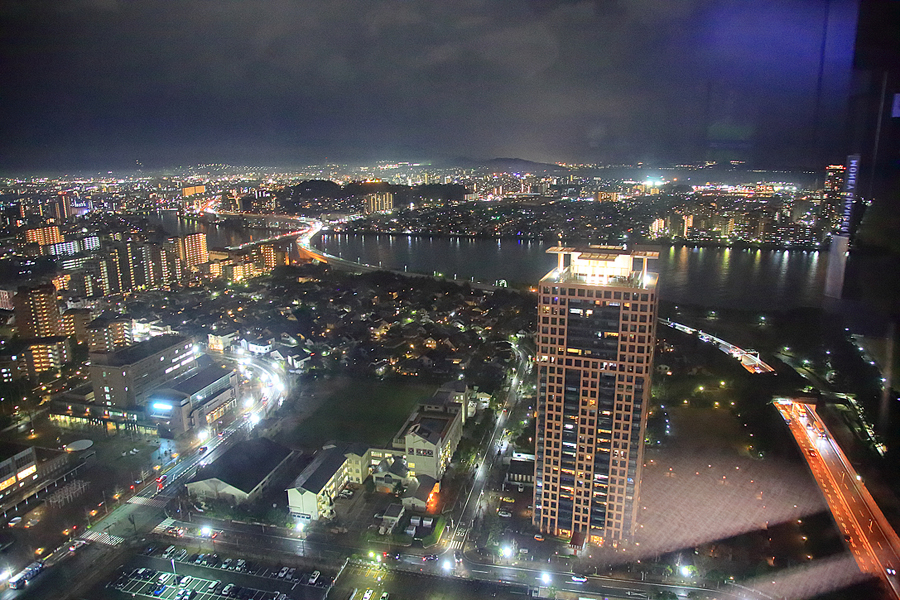 후쿠오카 여행 코스 후쿠오카 타워 전망대 입장권 야경 시간