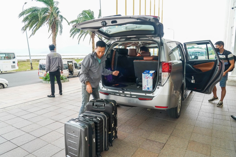 다낭 대가족여행 렌트카 다낭공항 픽업 샌딩부터 전일 사용