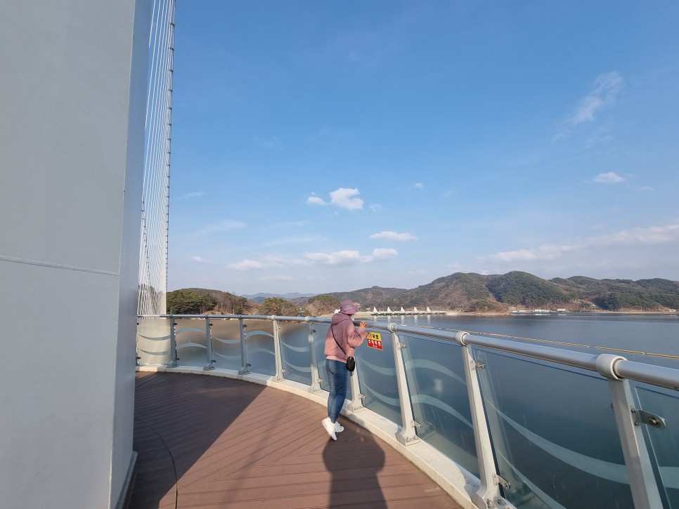 충남 여행 예산 예당호 출렁다리 느린호수길 산책