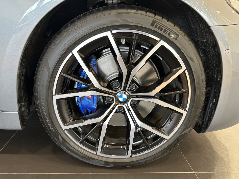 BMW 5시리즈 530i xDrive M스포츠 / 럭셔리 플러스 (530e,520d 비엠더블유 차이)
