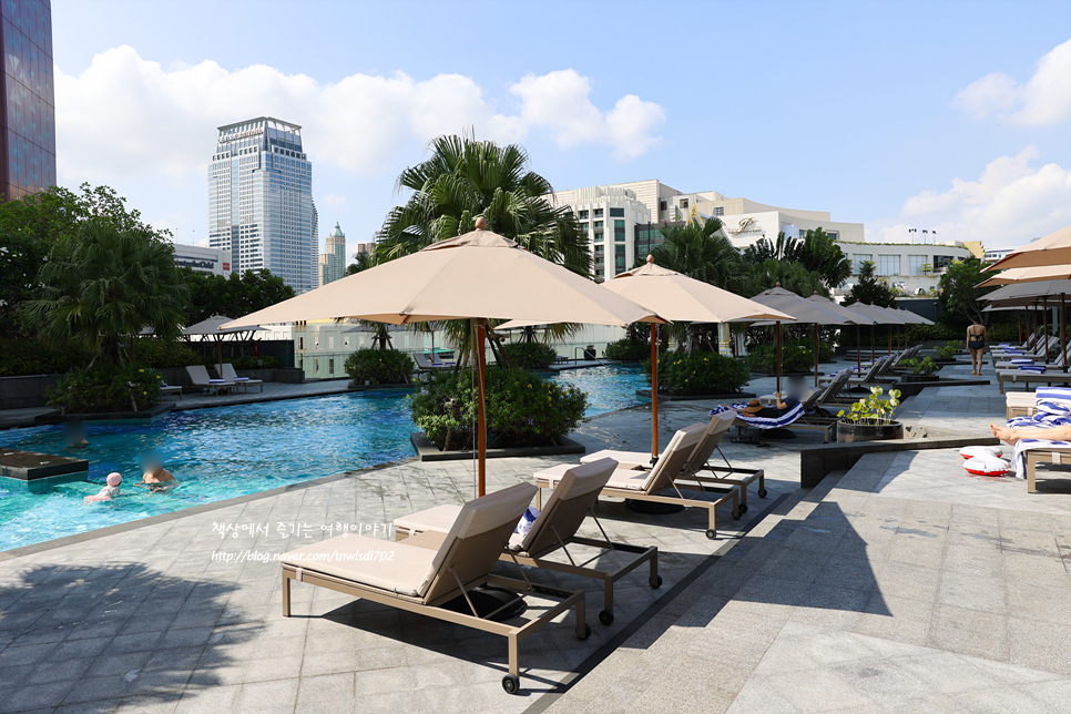 태국 방콕 호텔 위치 좋은 차트리움 그랜드 방콕 객실 수영장 레스토랑
