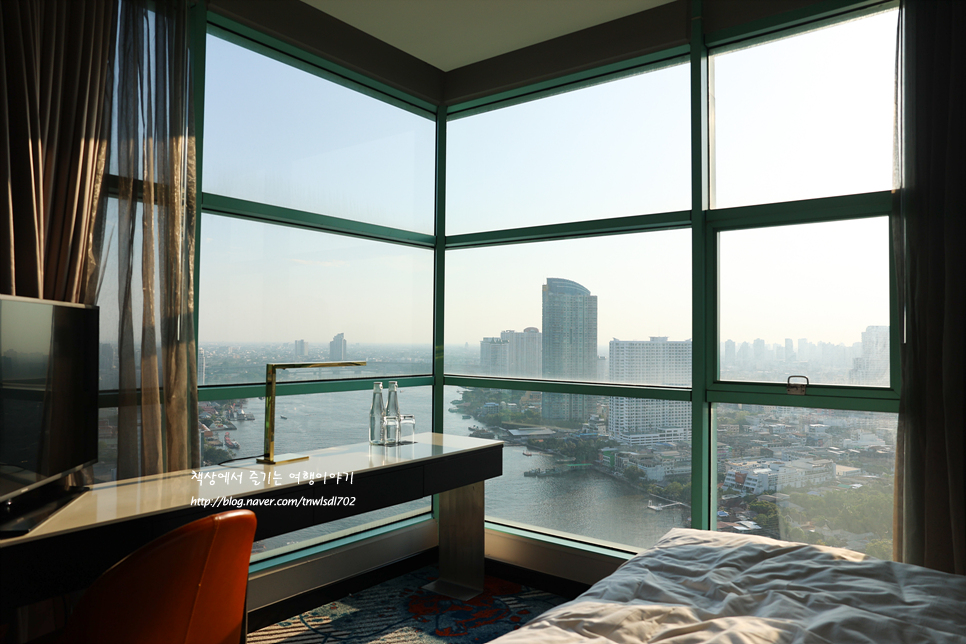 태국 방콕여행 호텔 추천 차트리움리버사이드 방콕 스위트룸 뷰