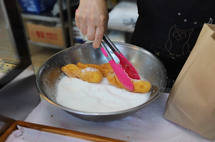 강원도 삼척 먹거리 임원항 맛집 장칼국수, 감자전 해돋이식당 (넘매워~)