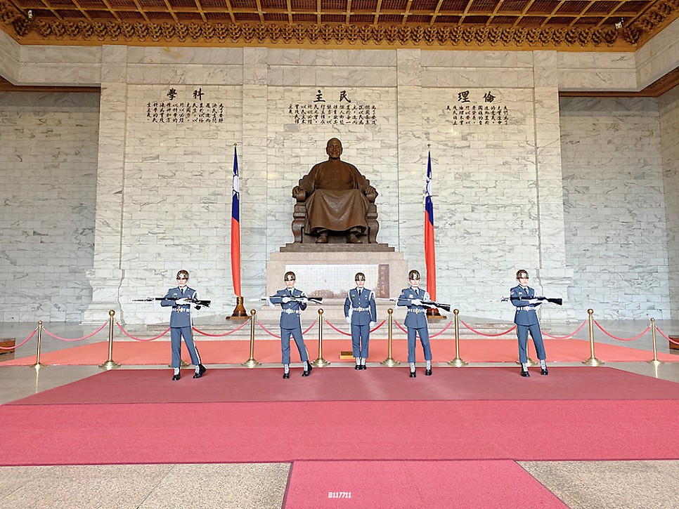 대만 타이베이 여행 중정기념당 교대식 시간 입장료 무료