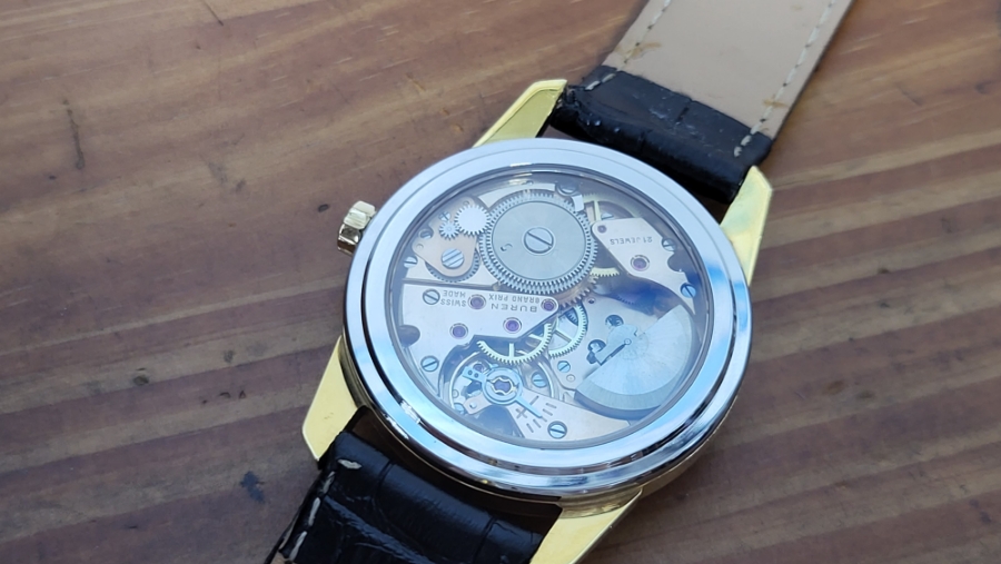 레어한 시스루백  마이크로로터가 탑재된 뷰렌 오토매틱 시계