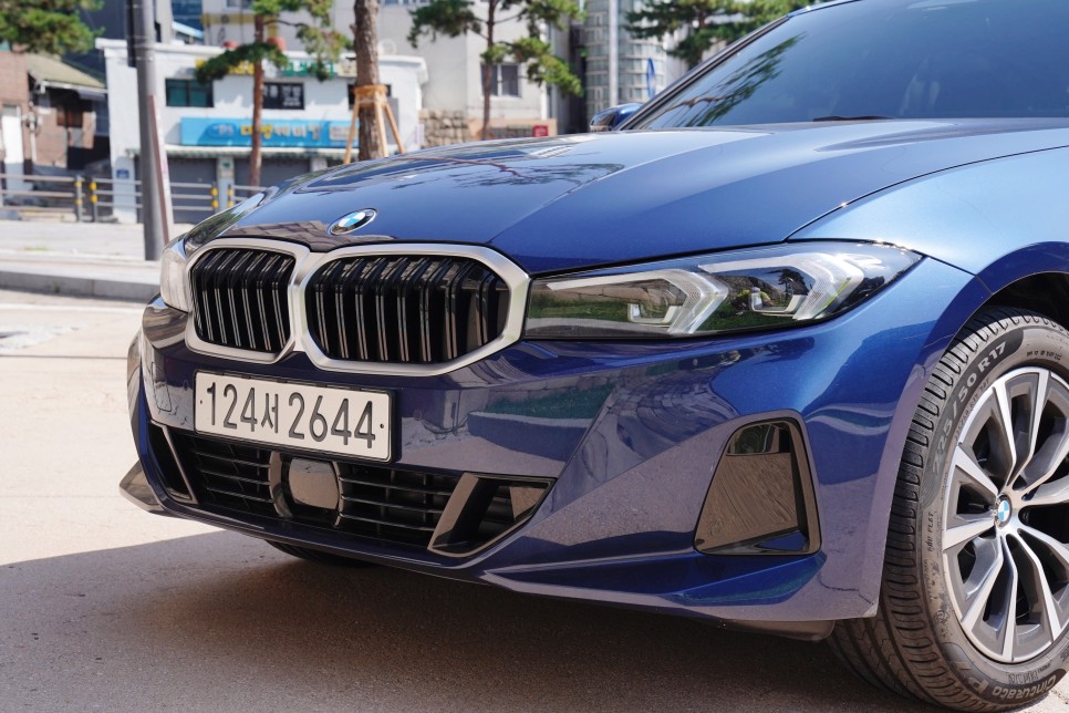 2023 BMW 3시리즈 320i 시승기,' 첫 직장 보험회사에서 생긴 썰' 제원 연비정보