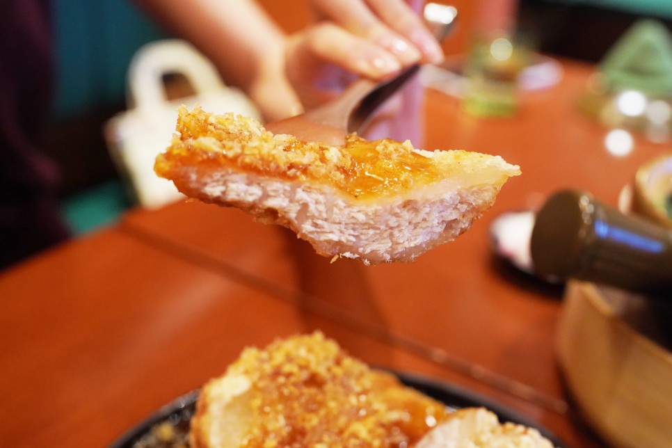 용산 딤섬맛집 호우섬 신메뉴 완탕 파이황과 먹고왔어요.